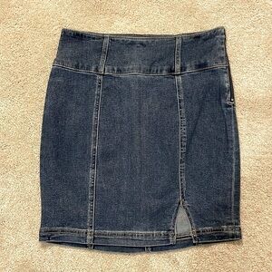 Mini Jean Pencil Skirt size 5/27 W